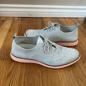 Cole Haan Original Grand Stitch Wingtip Sneakers- Women’s sz8